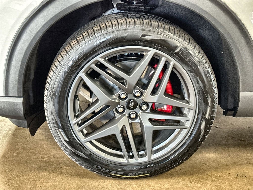 New 2026 Ford Explorer ST-Line w/ ST-Line Street Pack image 35
