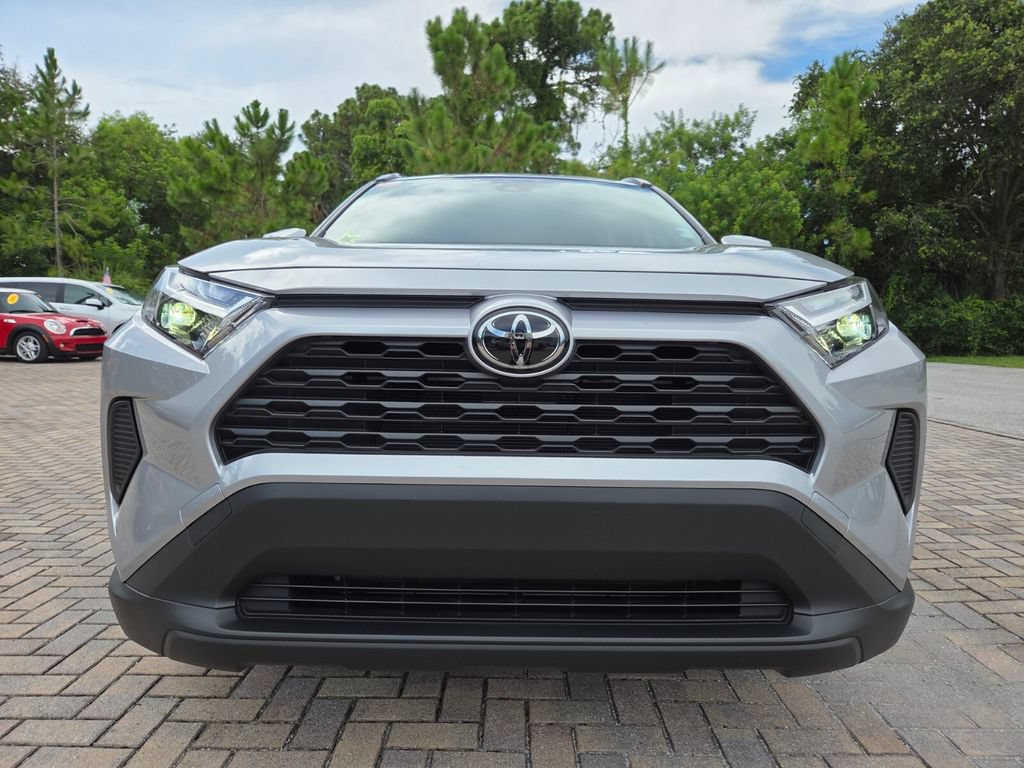 Certified 2025 Toyota RAV4 XLE AWD/4WD image 2