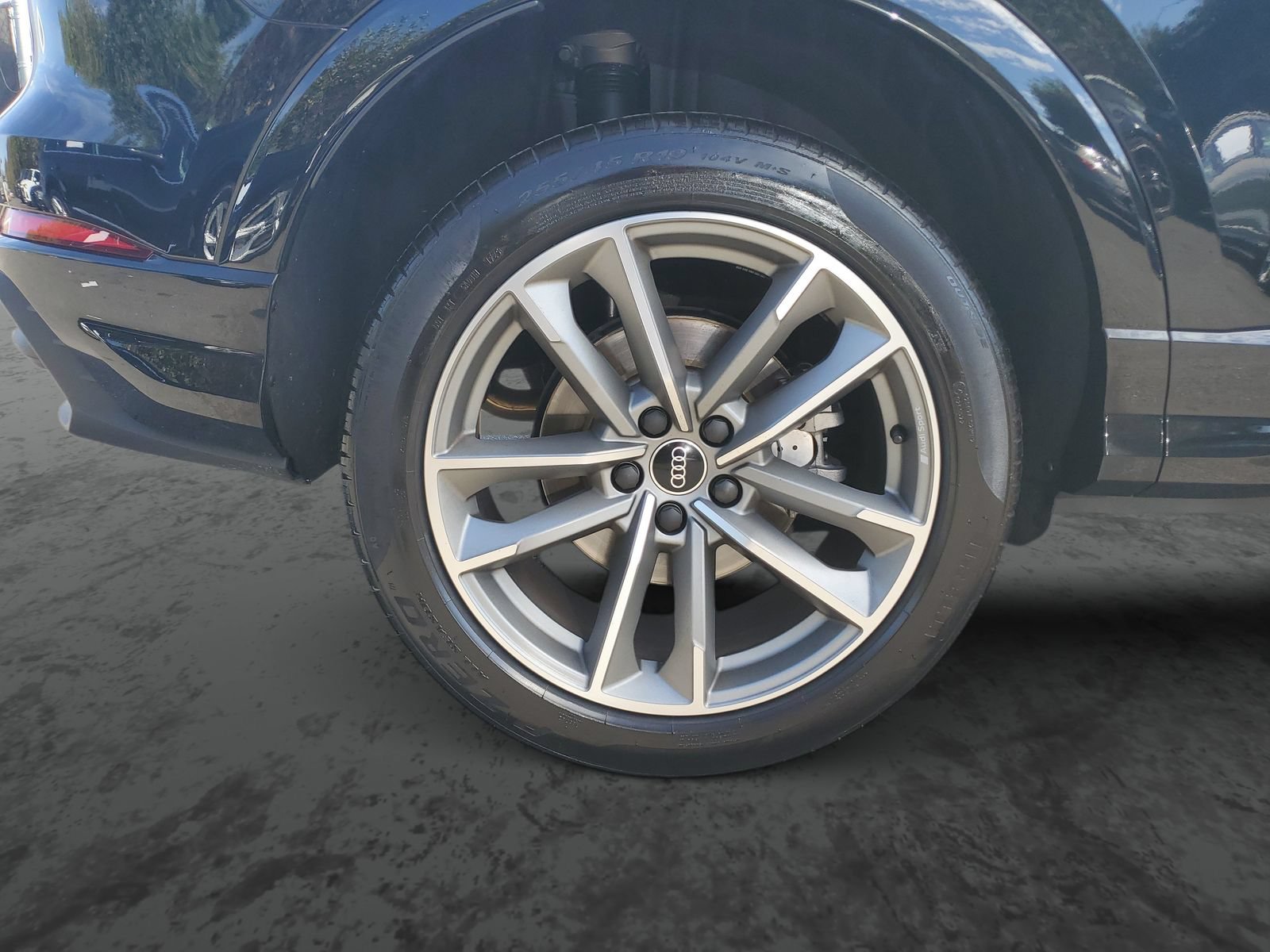 Used 2025 Audi Q3 2.0T Premium w/ Convenience Package AWD/4WD image 5