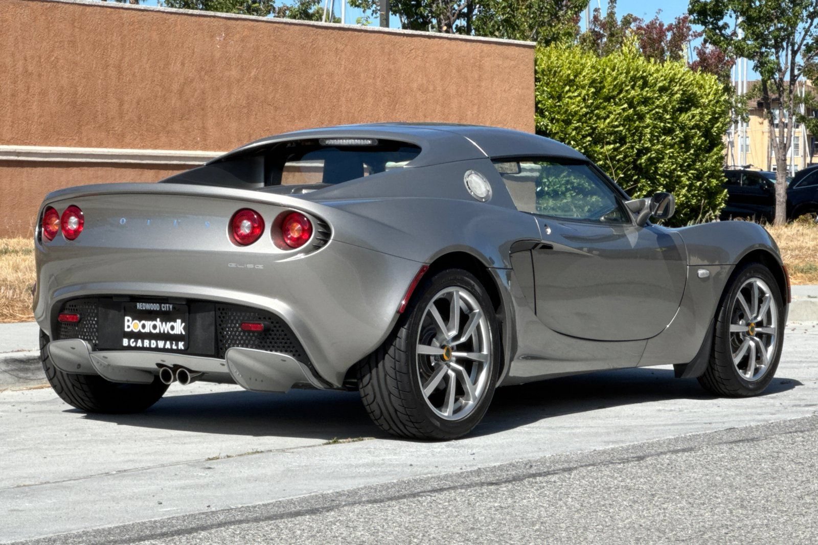 Used 2005 Lotus Elise RWD image 4