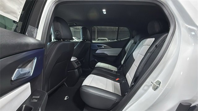 New 2026 Chevrolet Equinox EV LT image 11