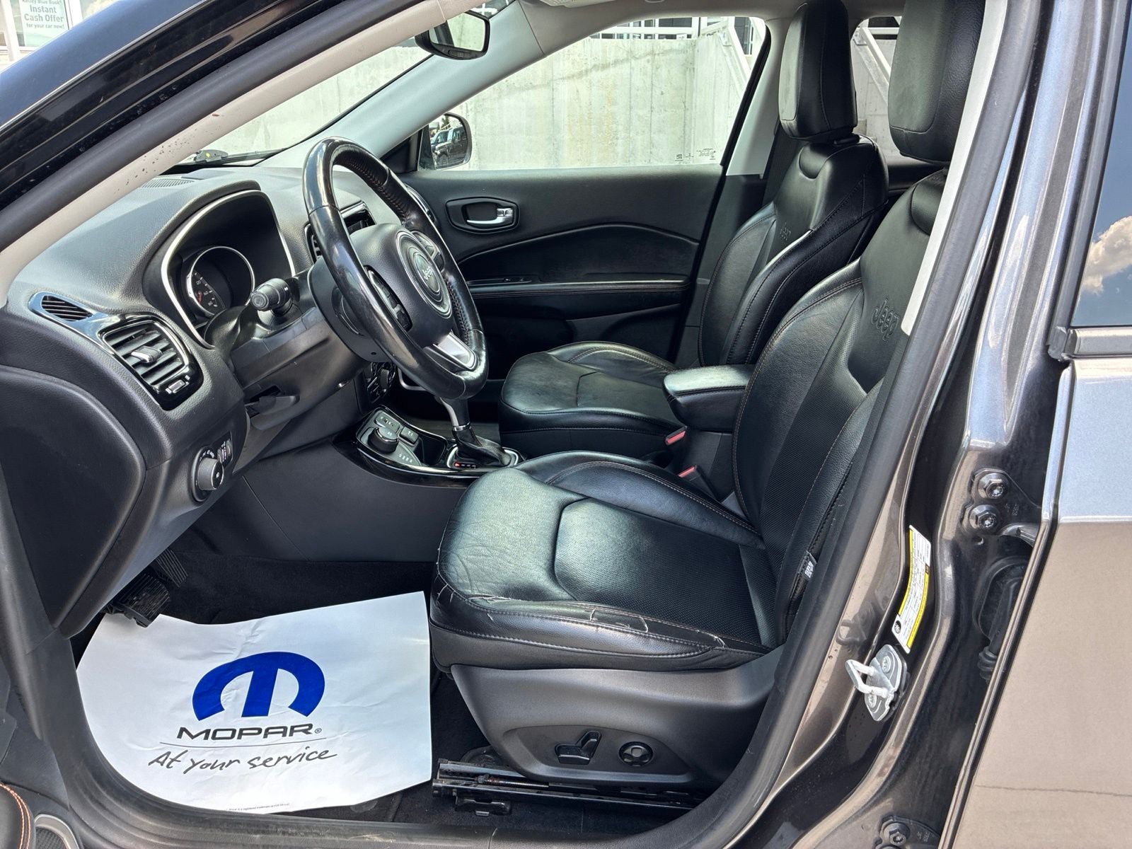 Used 2018 Jeep Compass Limited AWD/4WD image 12