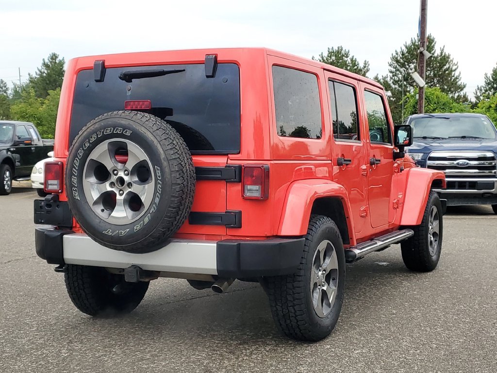 Used 2013 Jeep Wrangler Unlimited Sahara w/ Mopar Chrome Edition Group AWD/4WD image 4