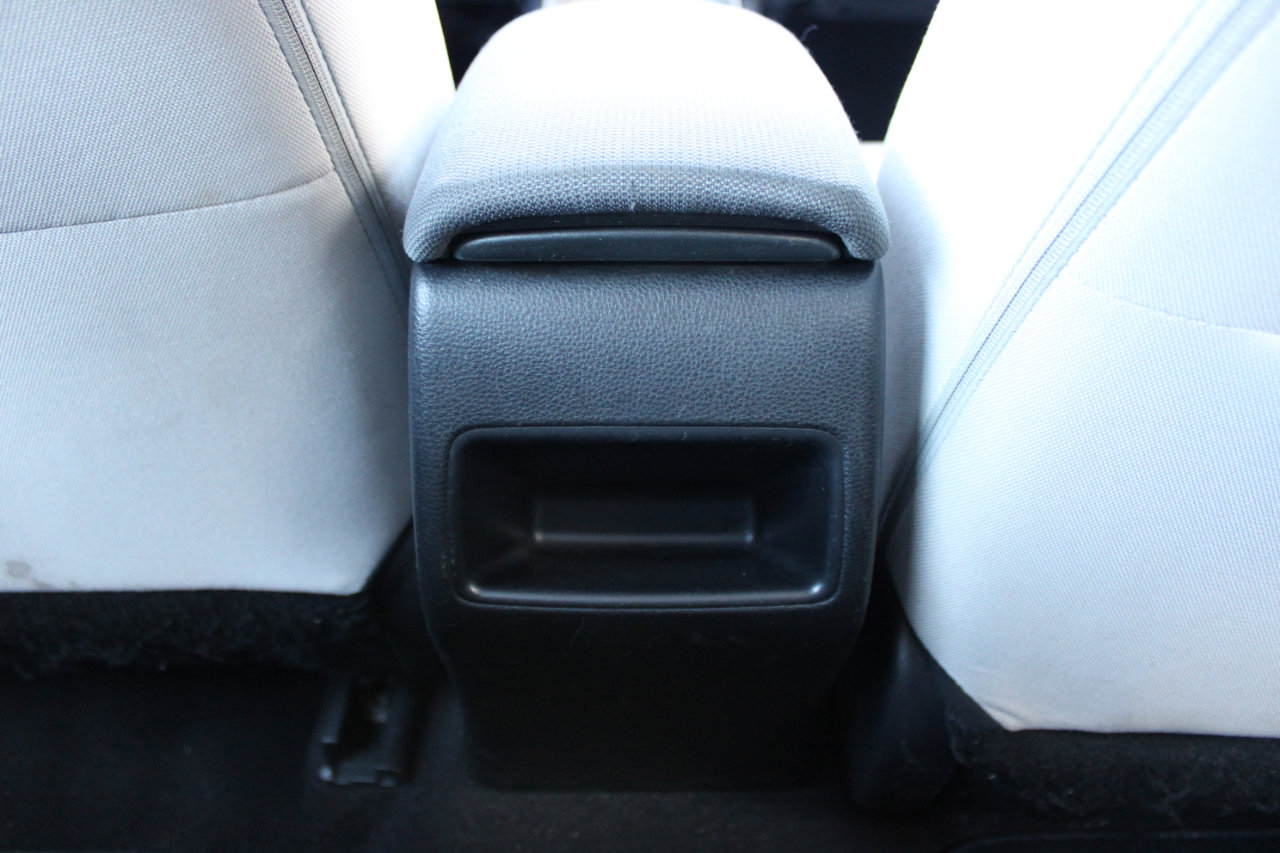 Used 2020 Toyota Corolla LE image 36