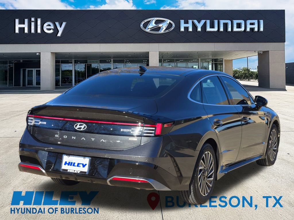 Certified 2025 Hyundai Sonata Limited video 4