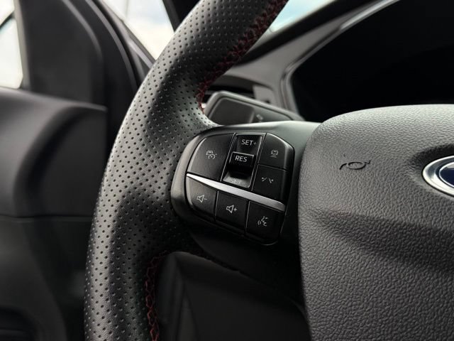 Certified 2023 Ford Escape ST-Line Select w/ Tech Pack #1 AWD/4WD image 10