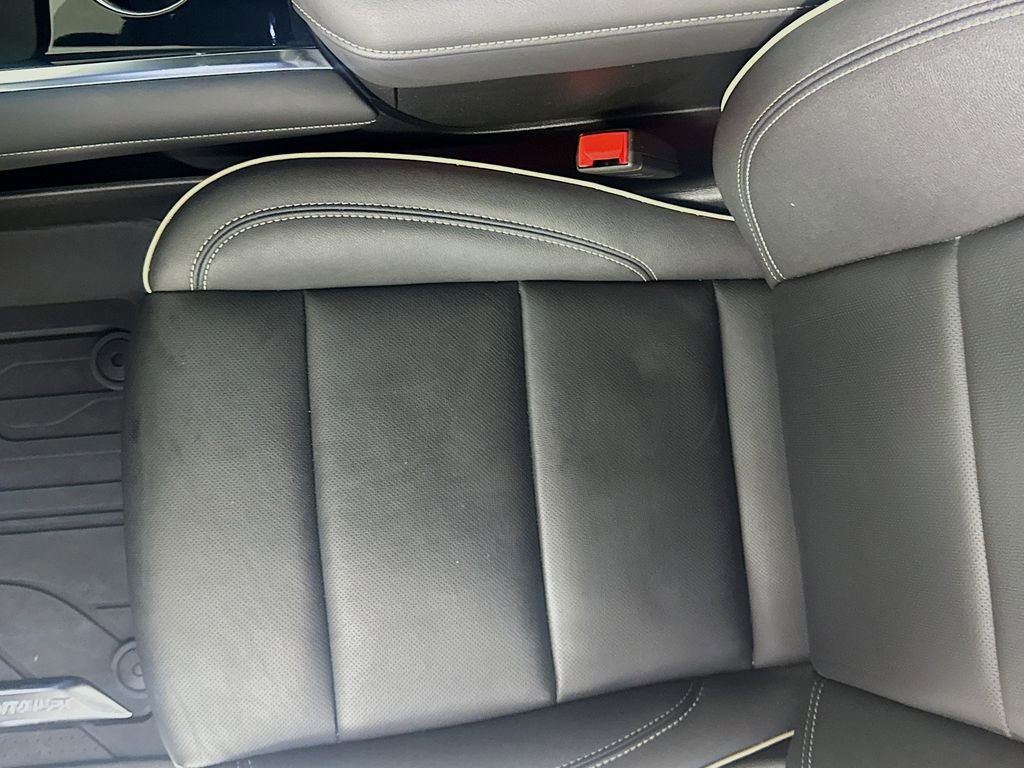 Used 2025 Chevrolet Tahoe Premier RWD image 20