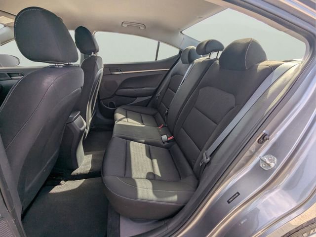 Used 2018 Hyundai Elantra SE image 14