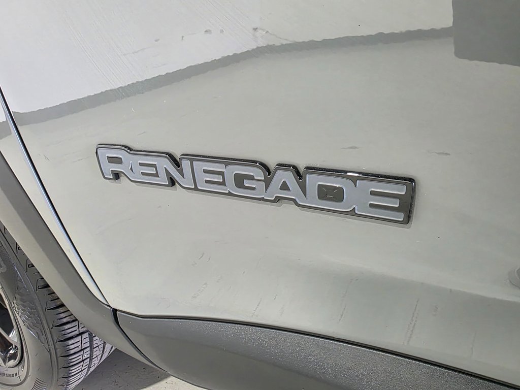 Used 2020 Jeep Renegade Altitude image 30