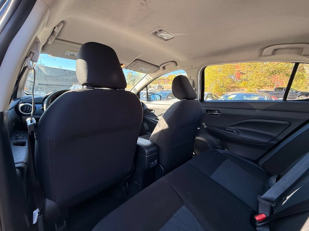 Used 2023 Nissan Versa SV FWD image 18