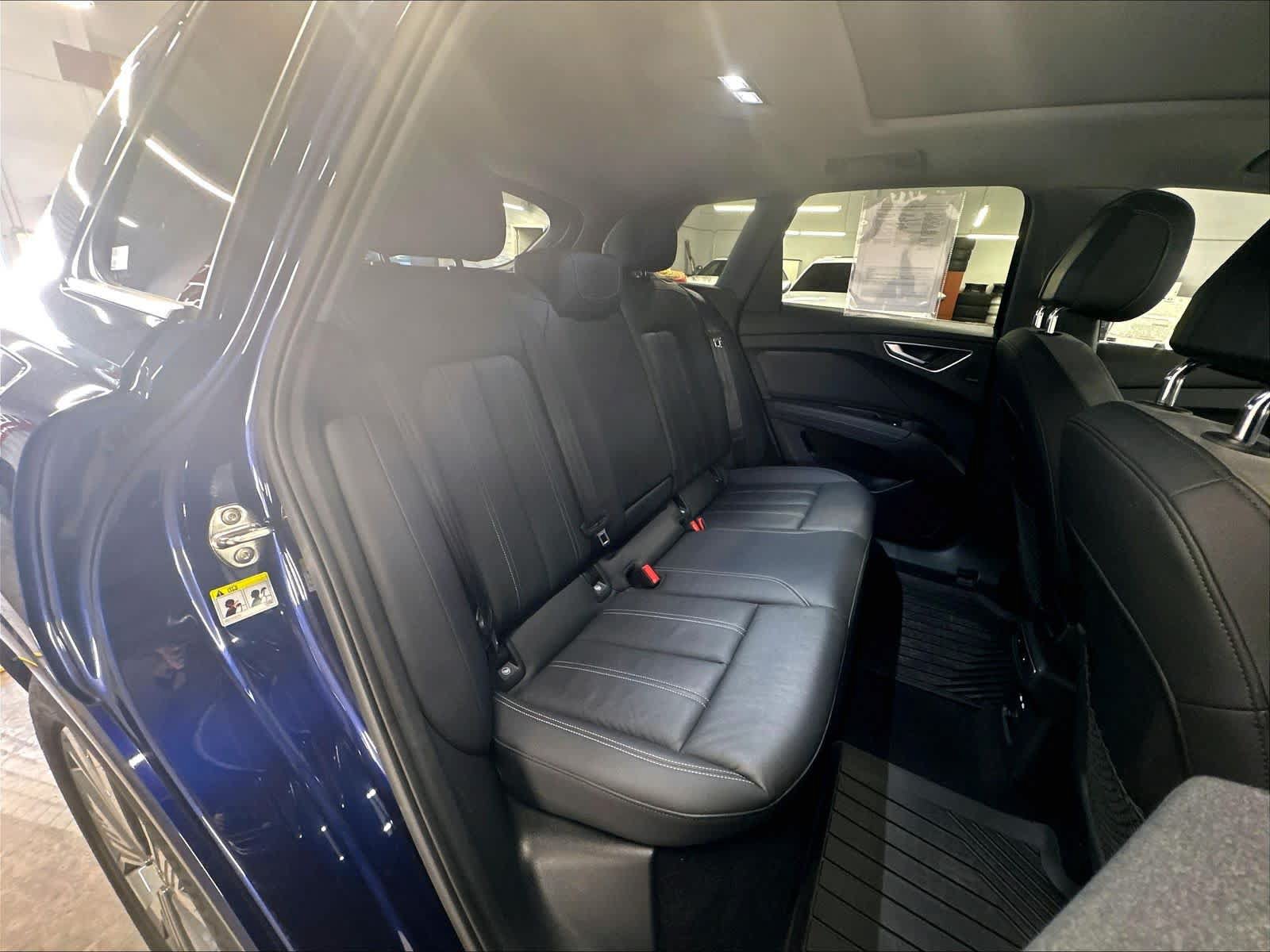Used 2023 Audi Q4 e-tron Premium Plus w/ Premium Plus RWD image 27