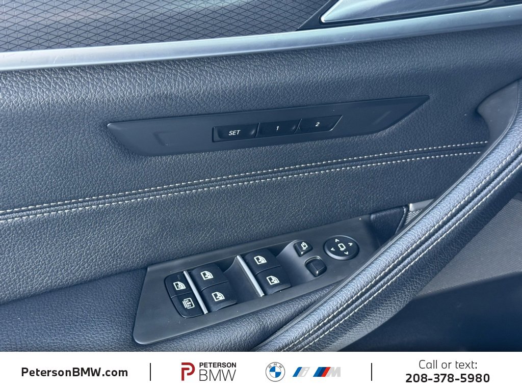 Used 2023 BMW M550i xDrive w/ Executive Package image 26