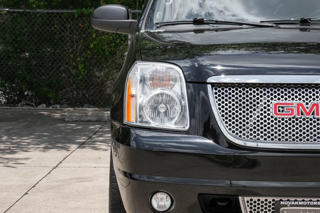 Used 2013 GMC Yukon XL Denali AWD/4WD image 70