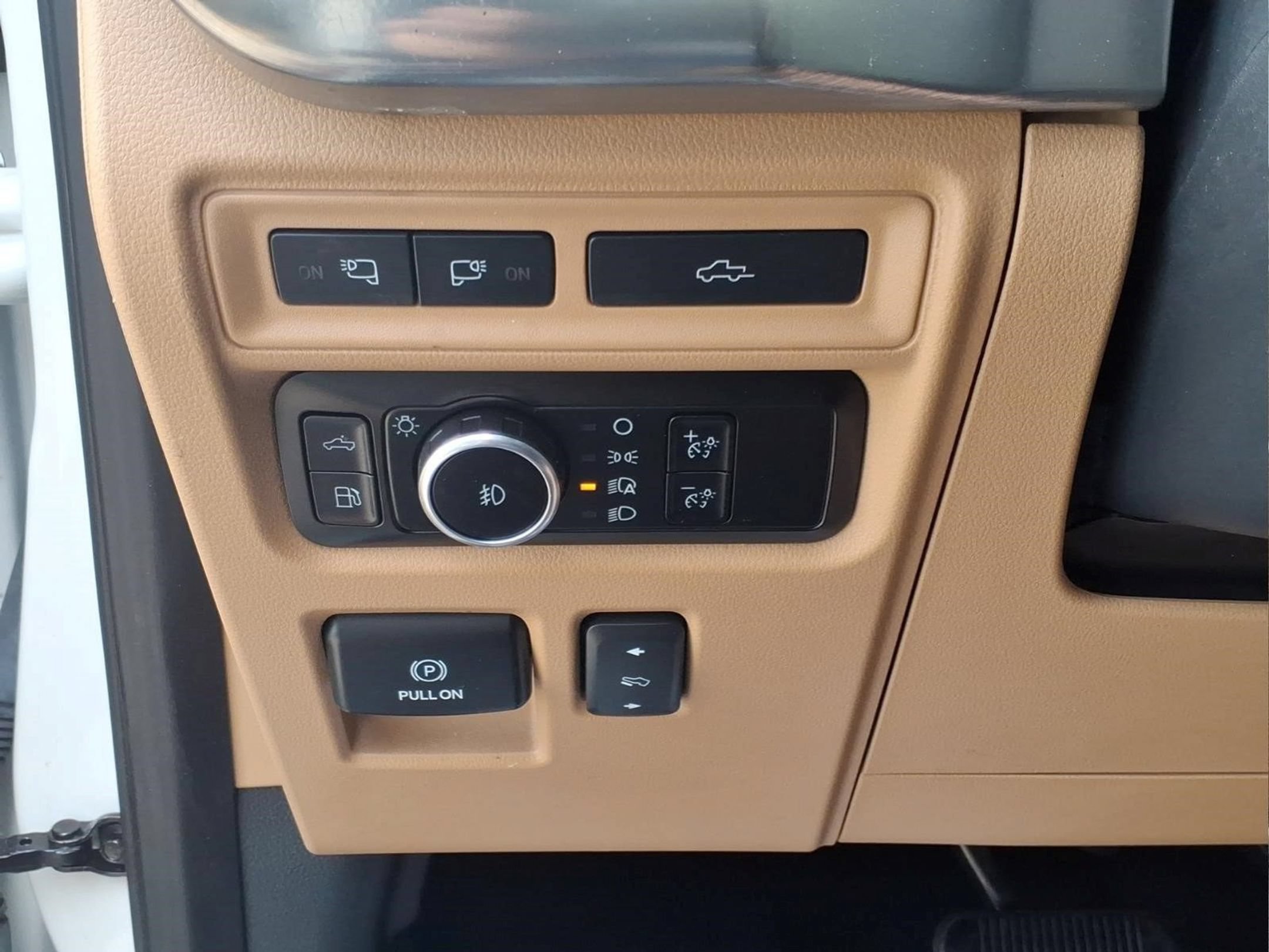 Used 2023 Ford F150 Lariat w/ Equipment Group 502A High AWD/4WD image 26