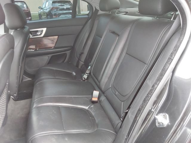 Used 2013 Jaguar XF 3.0 AWD/4WD image 9