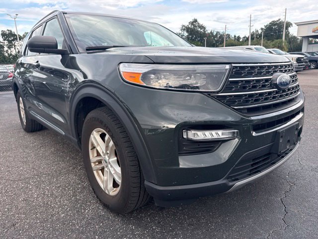 Certified 2022 Ford Explorer XLT w/ Equipment Group 202A AWD/4WD image 3