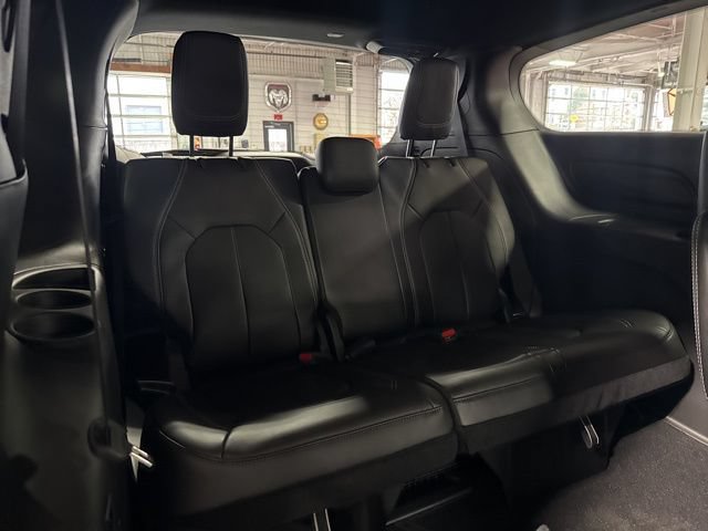 New 2026 Chrysler Pacifica Select AWD/4WD image 41