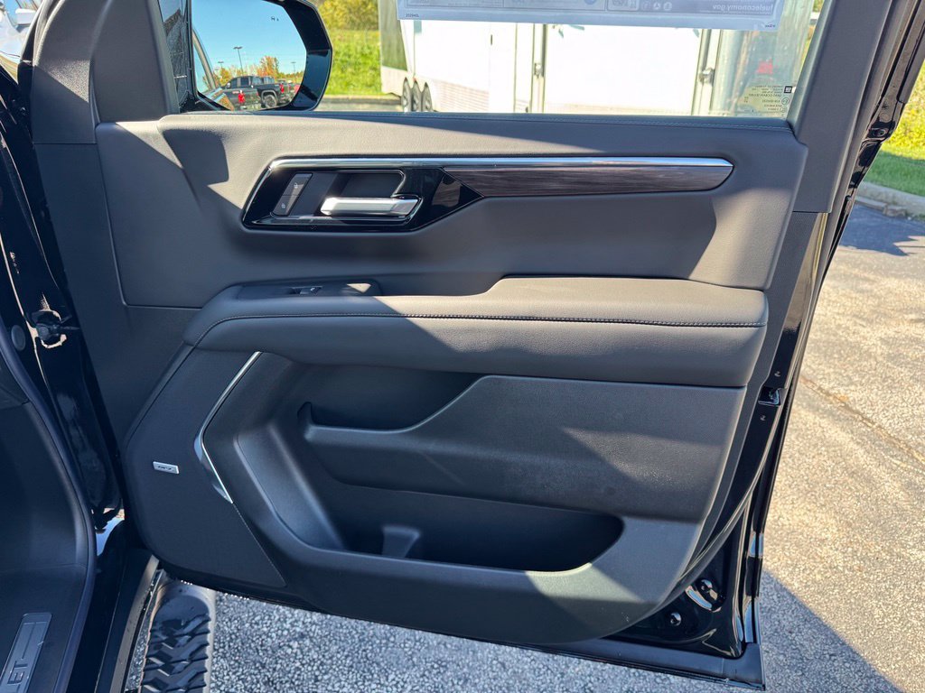 New 2027 Chevrolet Tahoe Z71 AWD/4WD image 21