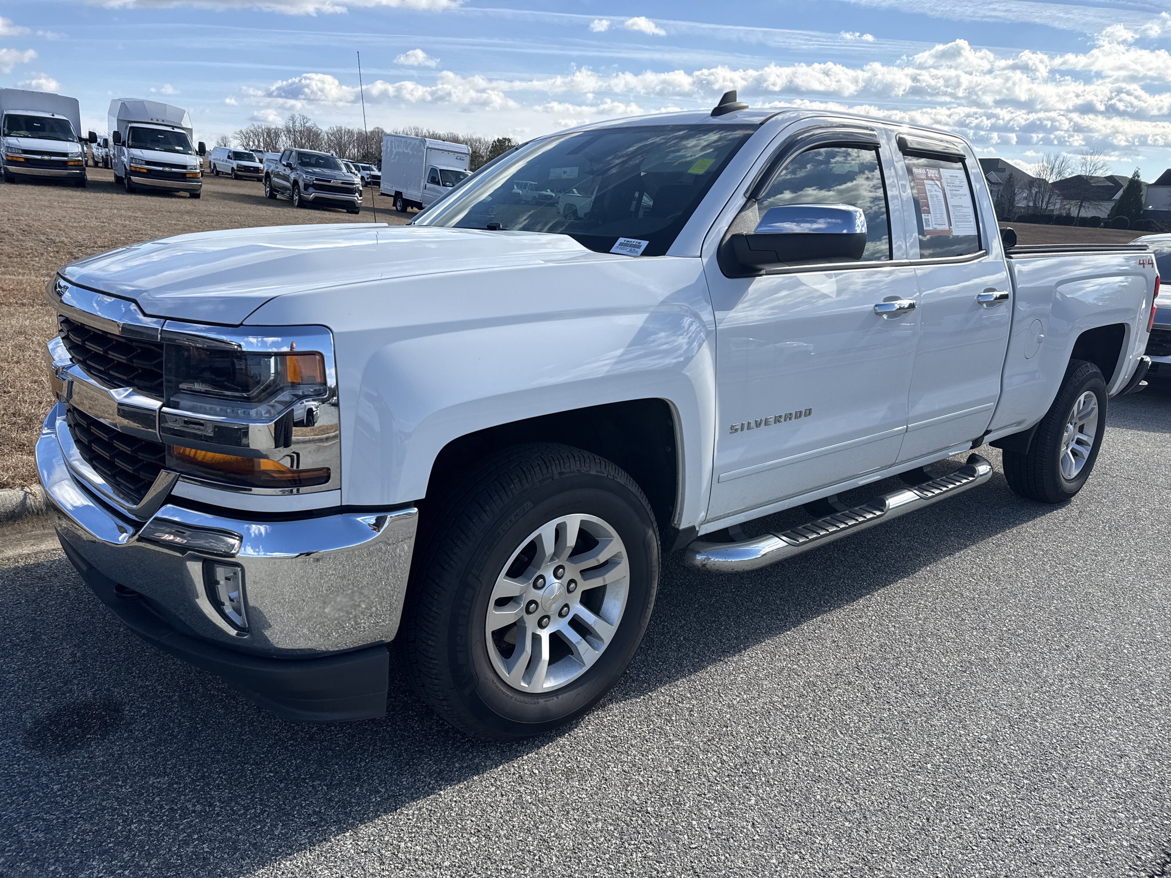 Used 2019 Chevrolet Silverado 1500 LT w/ All Star Edition image 5
