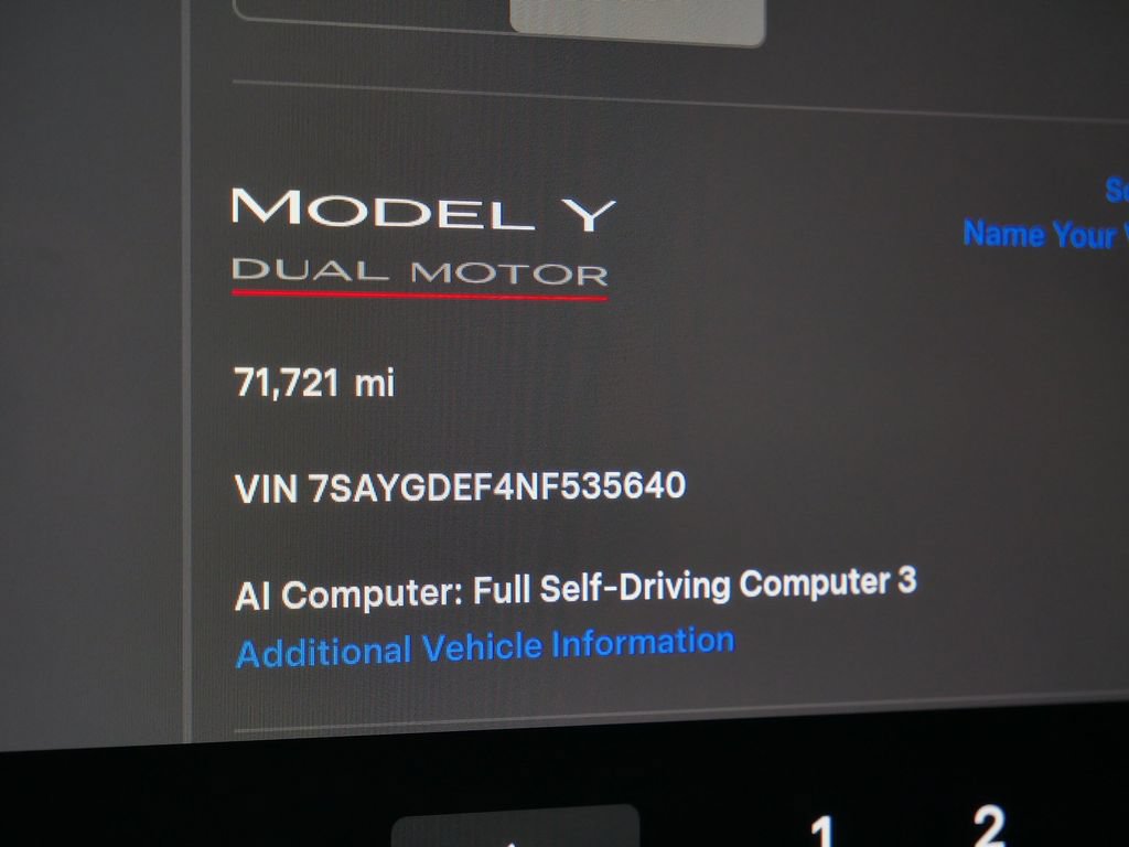 Used 2022 Tesla Model Y Performance AWD/4WD image 31