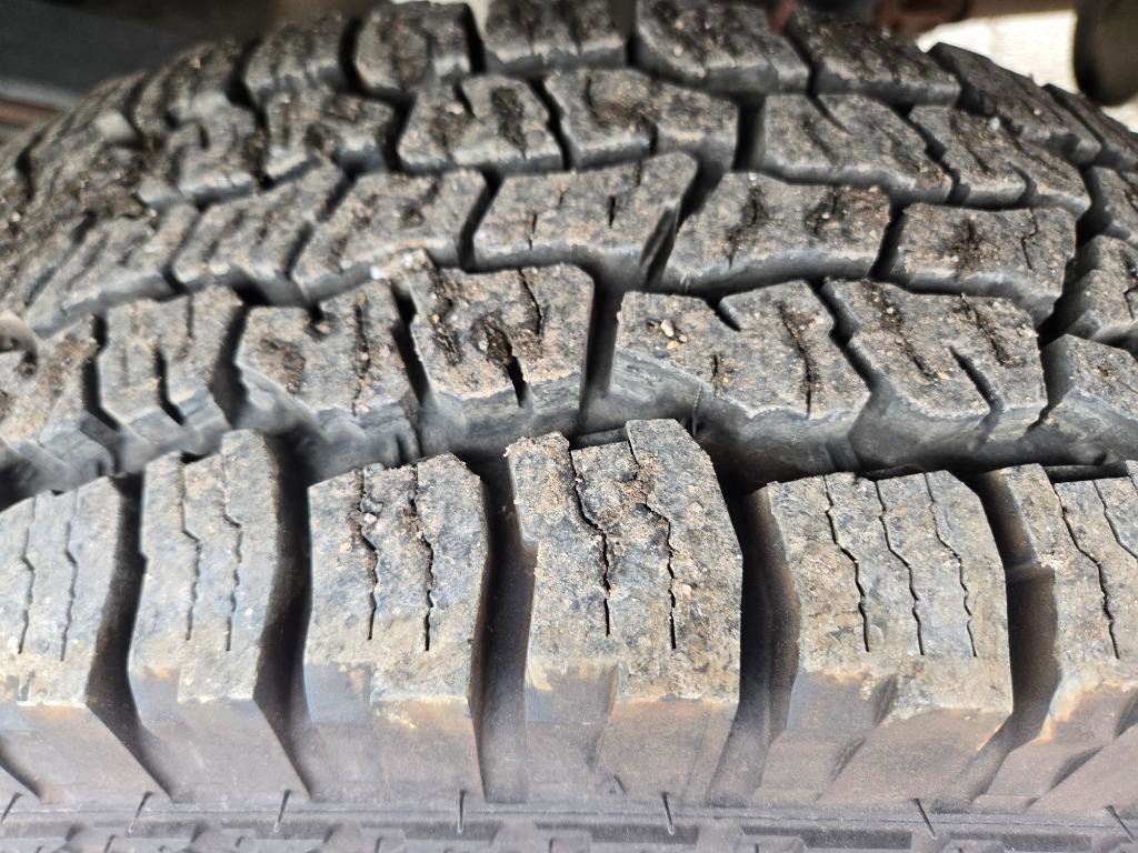 Used 2015 Ford F250 XL w/ Power Equipment Group image 10