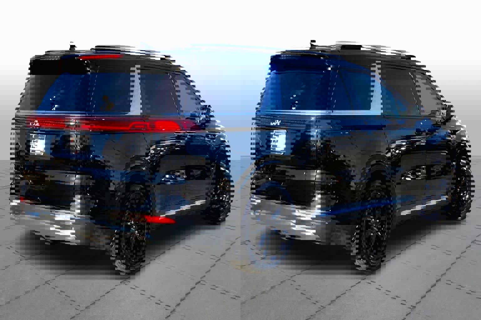 Used 2022 Kia Carnival SX Prestige image 12