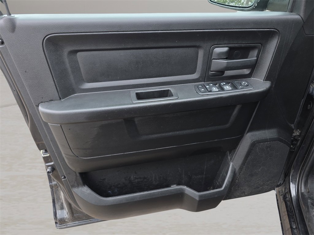 Used 2019 RAM 1500 Express w/ Express Value Package image 26