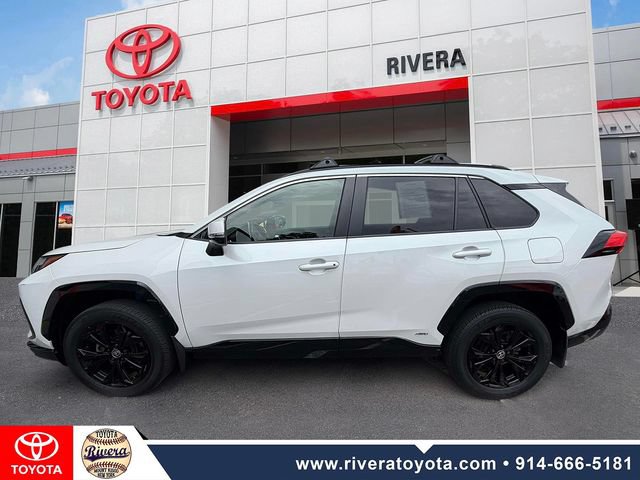 Used 2023 Toyota RAV4 SE w/ SE Grade Weather Package AWD/4WD image 8