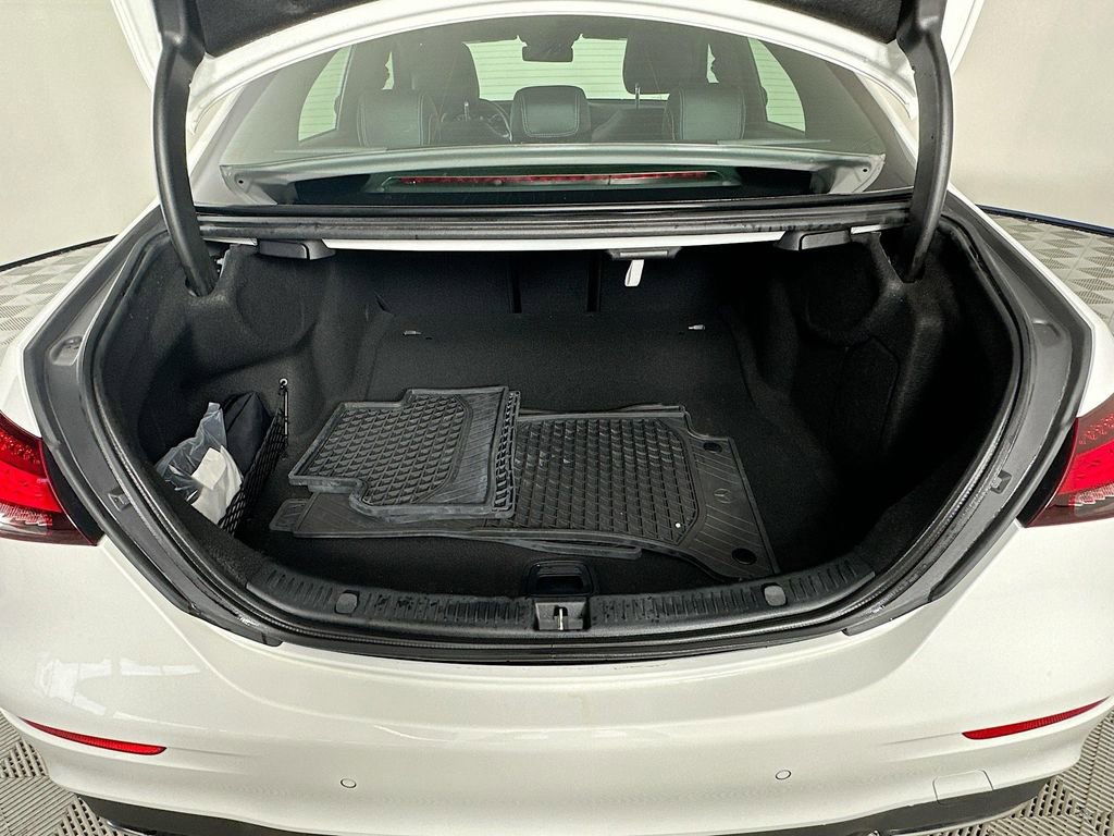 Used 2023 Mercedes-Benz E 350 4MATIC Sedan image 27