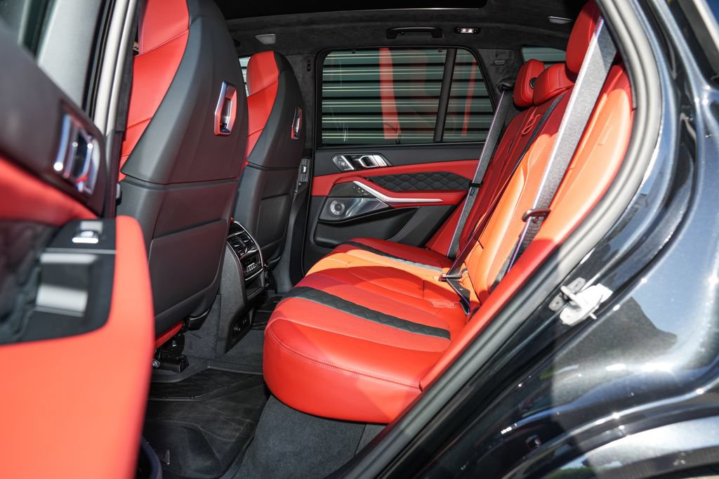 Used 2026 BMW X5 M Competition w/ Executive Package AWD/4WD image 25