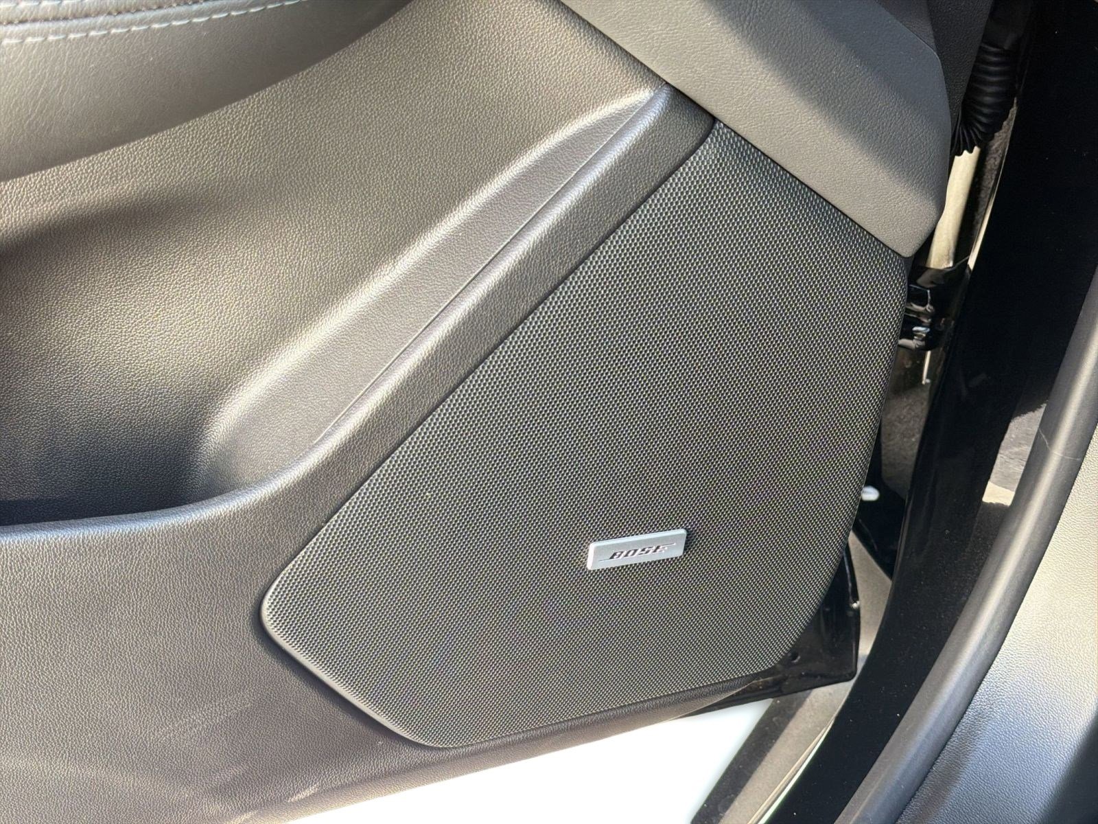 New 2026 Cadillac XT5 Premium Luxury w/ LPO, Floor Liner Package AWD/4WD image 23