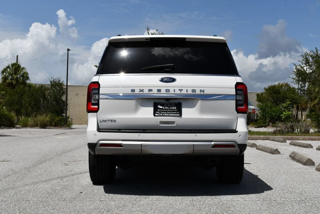 Used 2022 Ford Expedition Limited AWD/4WD image 32