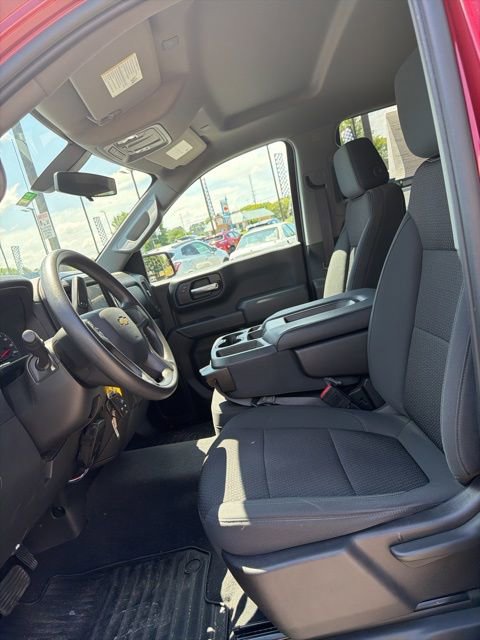 Used 2020 Chevrolet Silverado 1500 Custom w/ Custom Value Package RWD image 13
