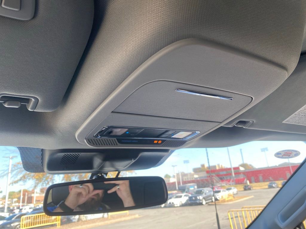 New 2026 Ford F350 Lariat w/ Chrome Package image 26