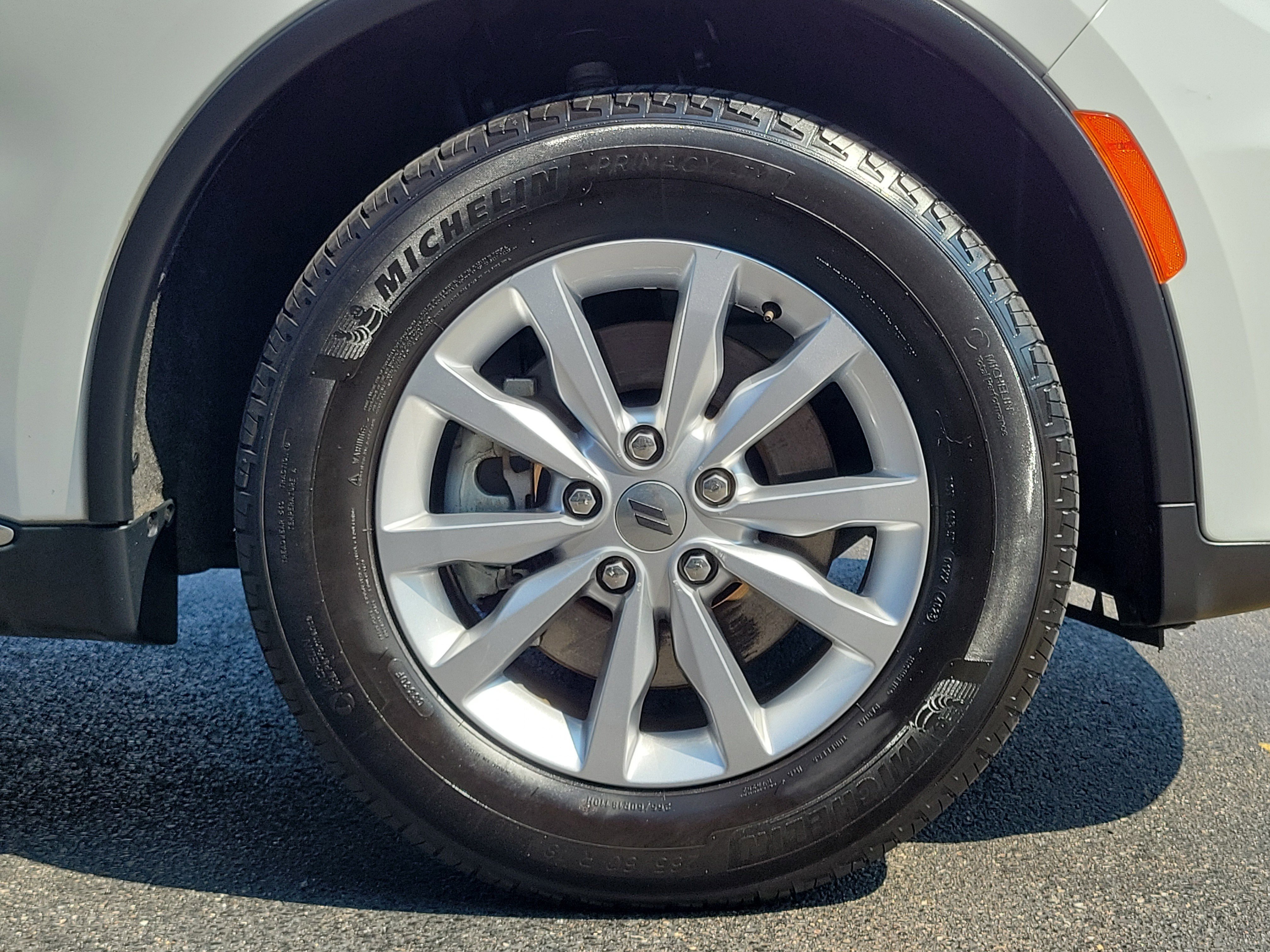Used 2024 Dodge Durango SXT AWD/4WD image 5