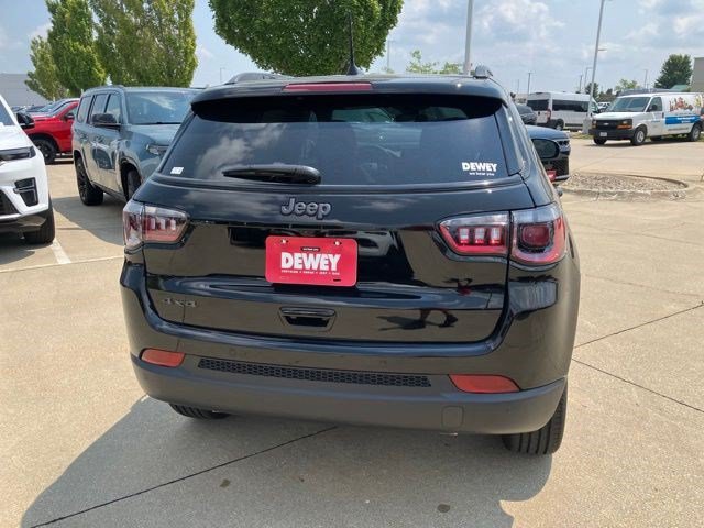 New 2026 Jeep Compass Limited AWD/4WD image 7