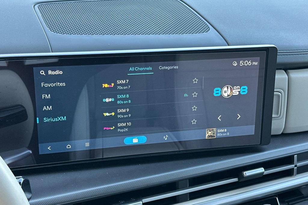 Used 2025 Hyundai Santa Fe SEL image 17