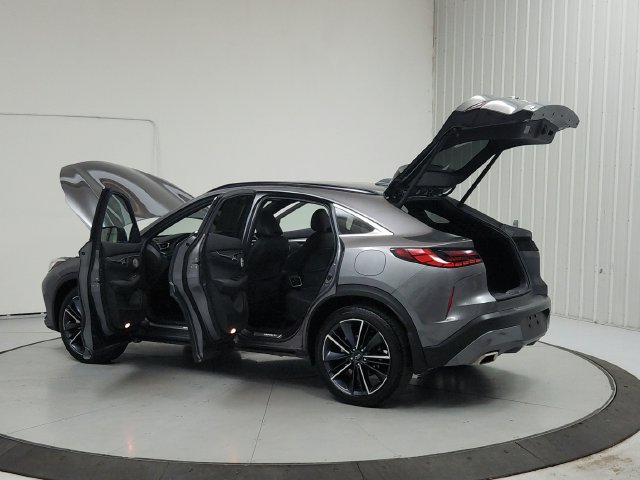 Used 2025 INFINITI QX55 Essential AWD/4WD image 13