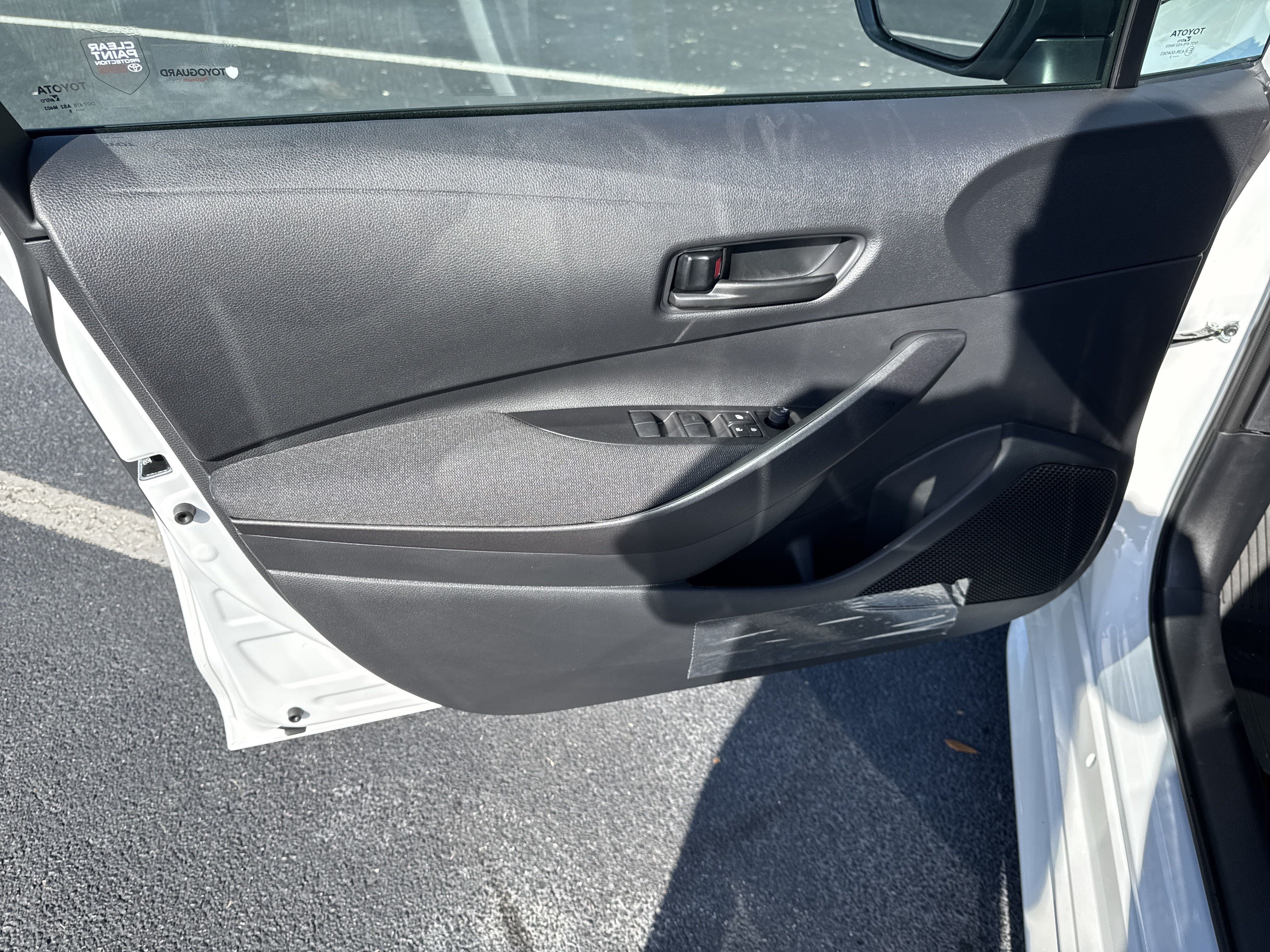 New 2025 Toyota Corolla LE FWD image 19
