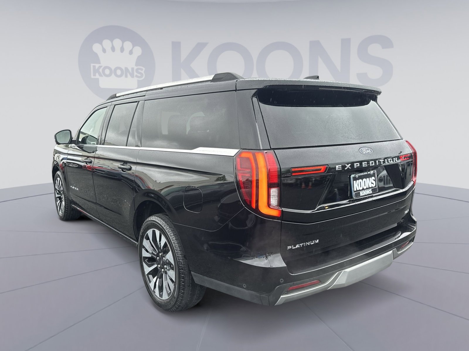 Certified 2025 Ford Expedition Max Platinum w/ Driver's Package AWD/4WD image 14
