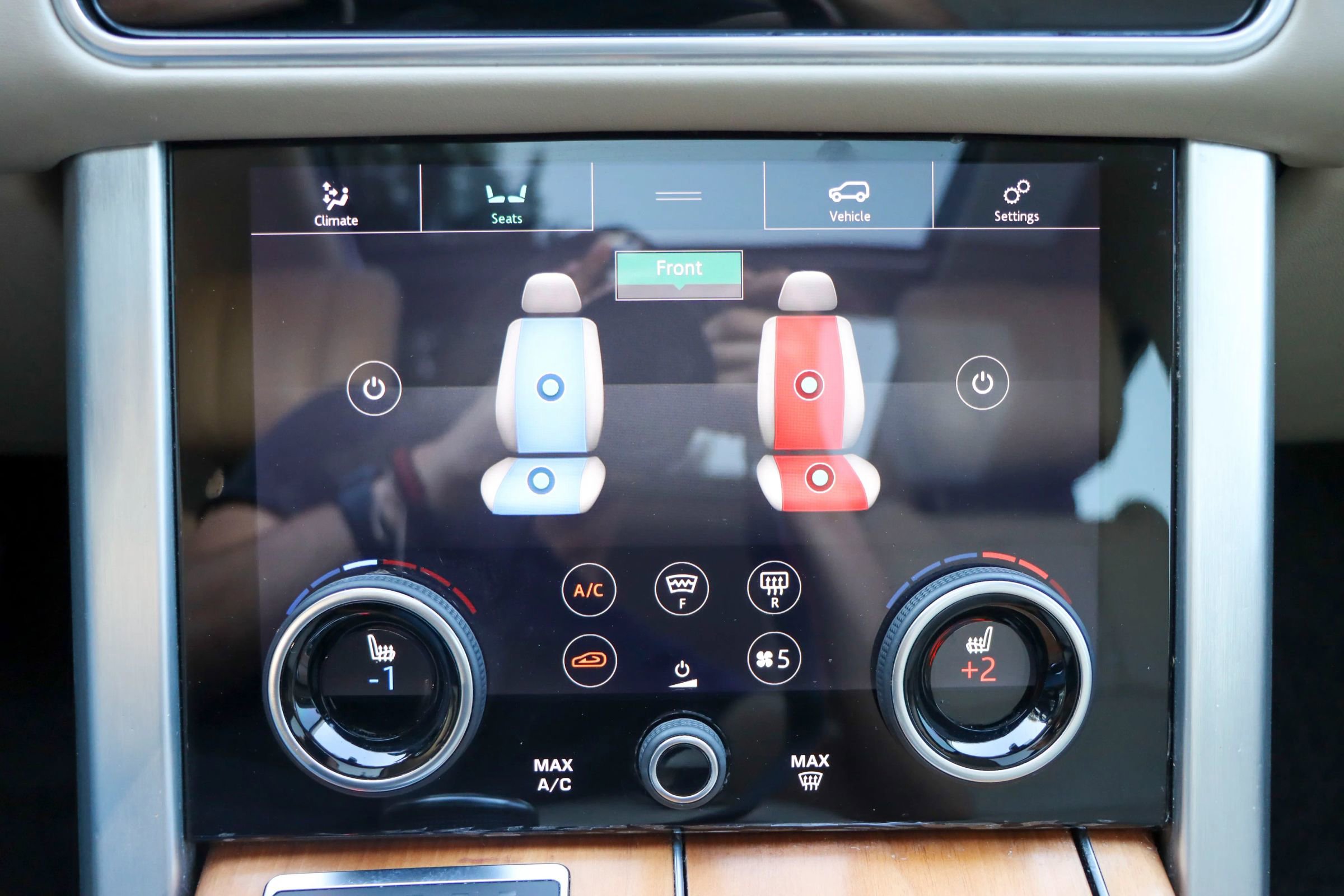 Used 2019 Land Rover Range Rover Supercharged AWD/4WD image 40