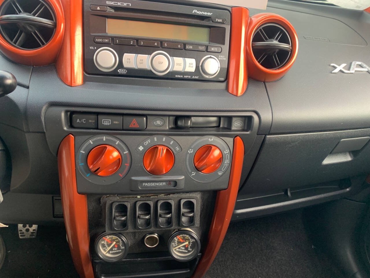 Used 2004 Scion xA FWD image 20