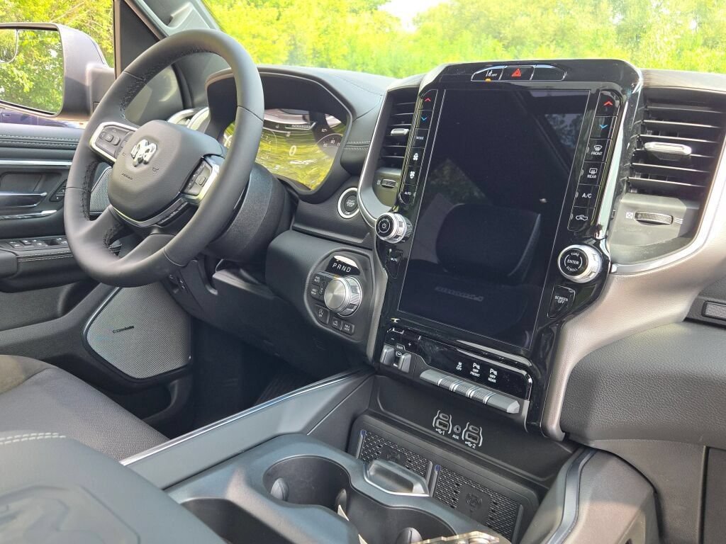 New 2027 RAM 1500 Laramie AWD/4WD image 7