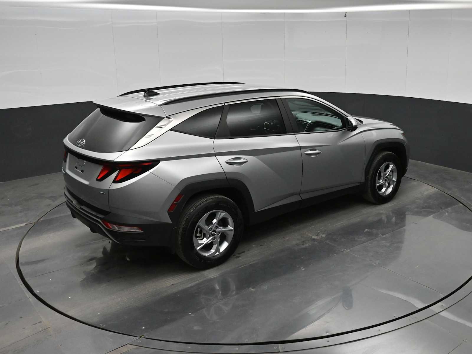 Certified 2024 Hyundai Tucson SEL AWD/4WD image 32
