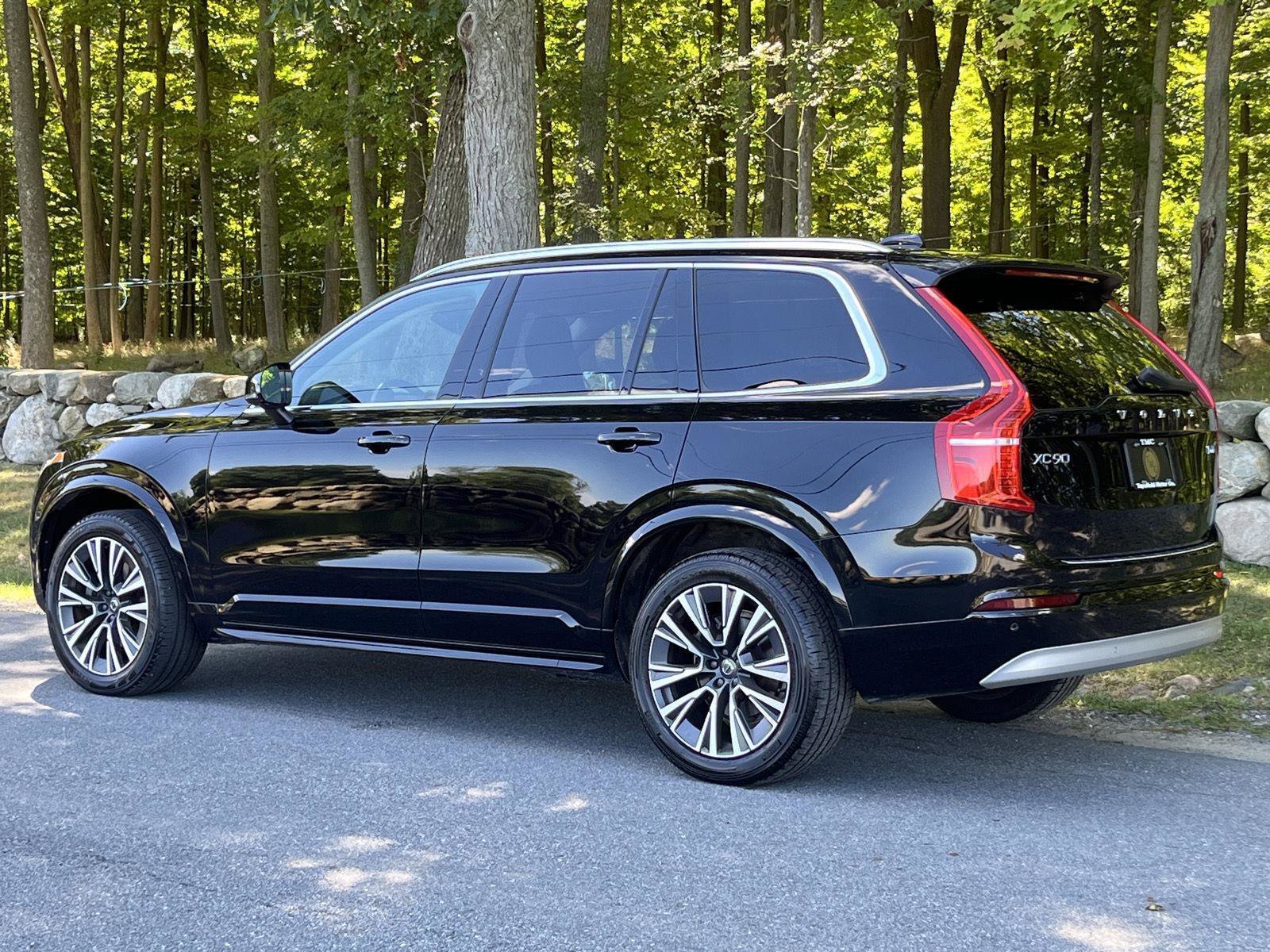 Used 2022 Volvo XC90 T6 Momentum w/ Advanced Package AWD/4WD image 22
