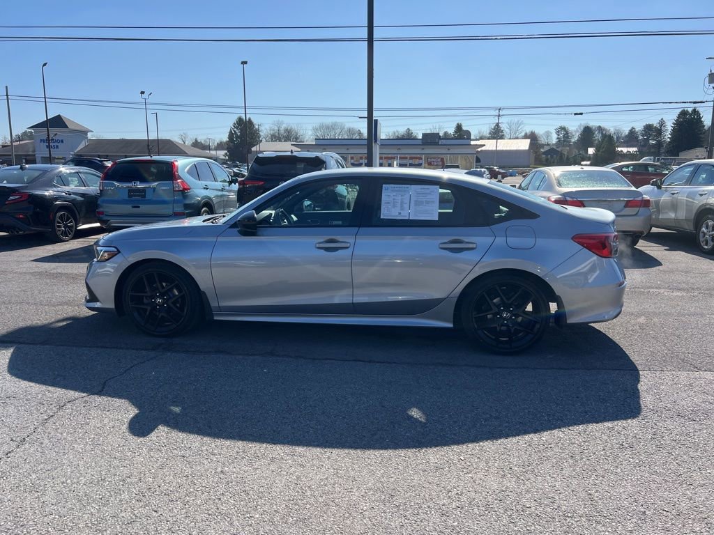 Used 2023 Honda Civic Sport image 2