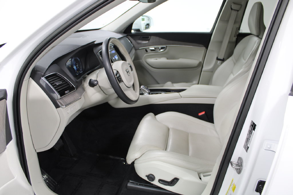 Used 2022 Volvo XC90 T8 Inscription w/ Advanced Package AWD/4WD image 21