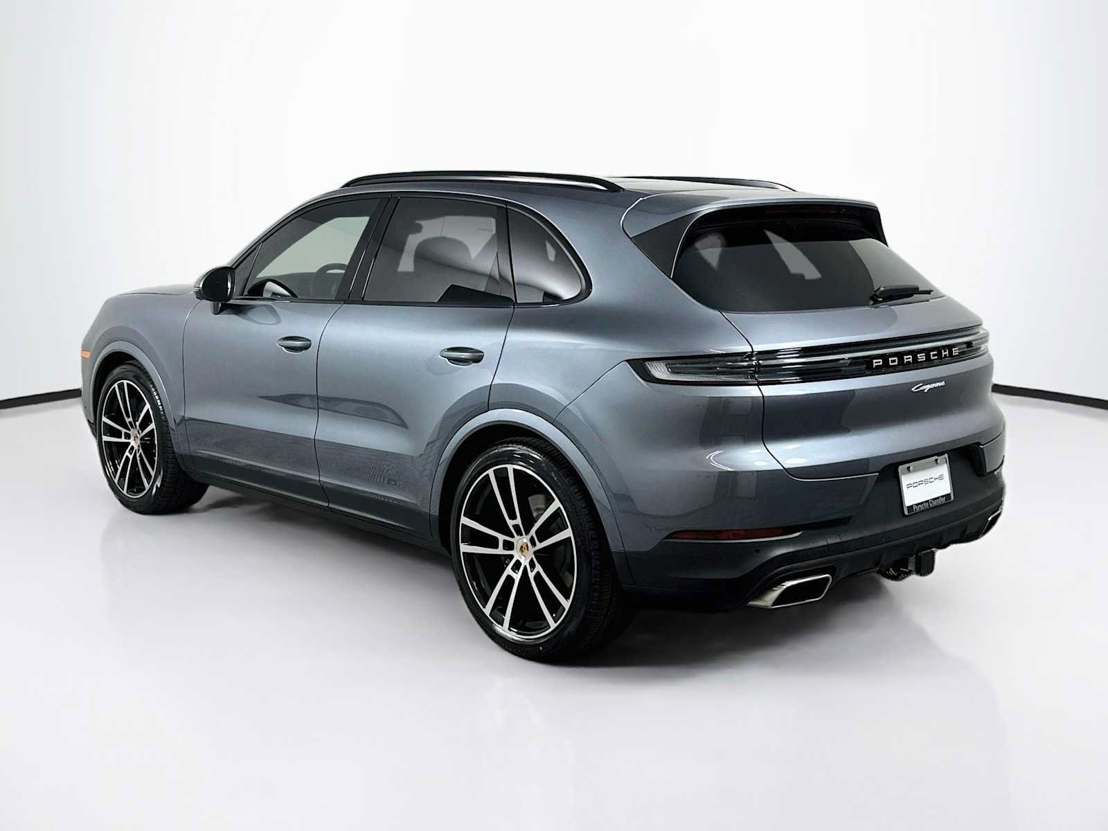 New 2026 Porsche Cayenne AWD/4WD image 3