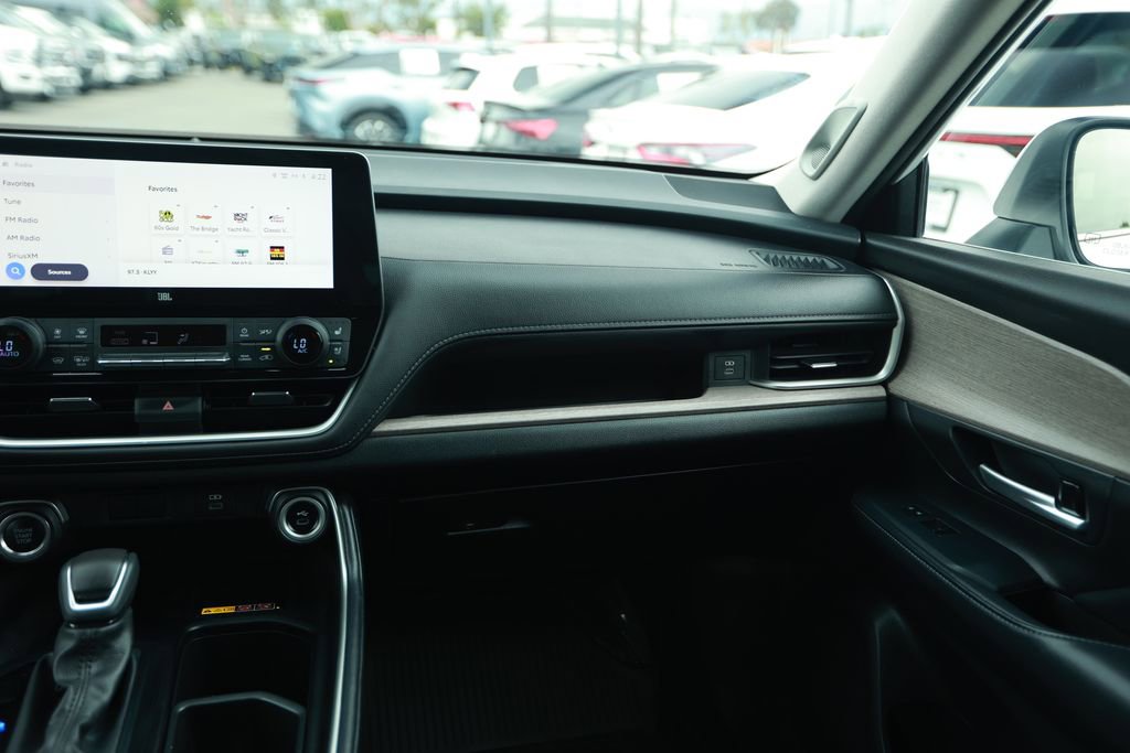 Used 2024 Toyota Grand Highlander Limited image 27