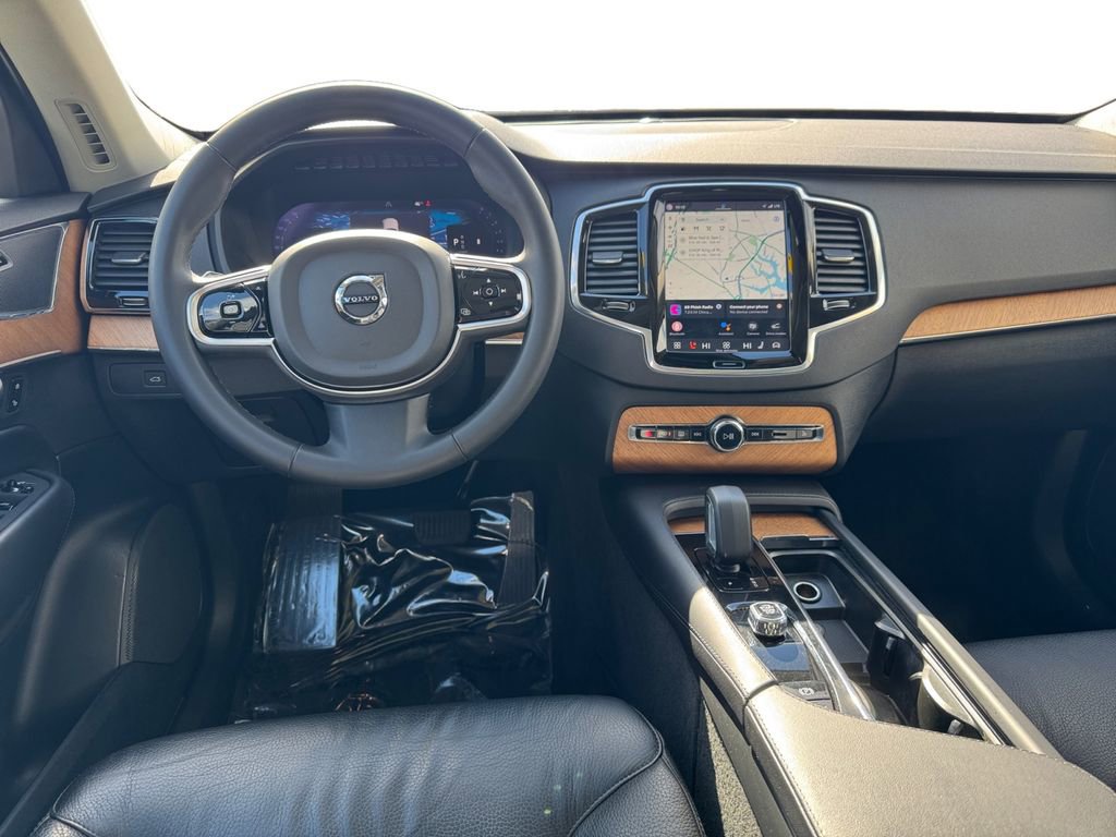 Certified 2023 Volvo XC90 B5 Plus w/ Protection Package image 24